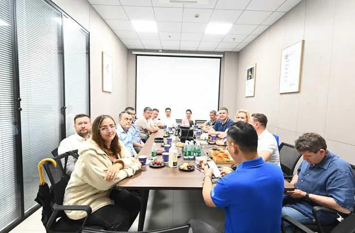 เยี่ยมชมลูกค้า